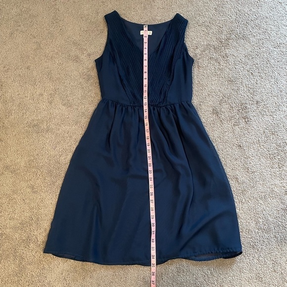 Tevolio Blue Sleeveless V-Neck Dress With Side Zipper- Size 6 - Picture 12 of 12